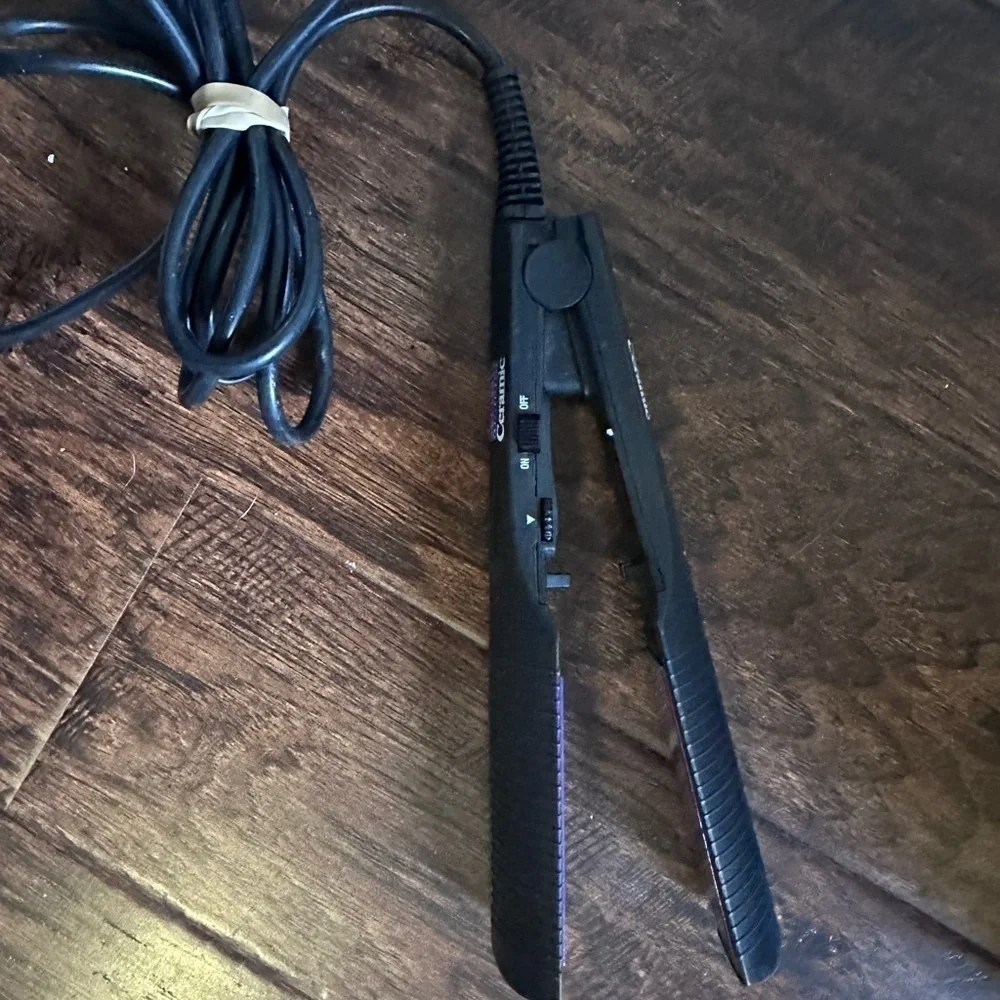 Hot Tools Hair Styling Tool for Effortless‎ Straightening